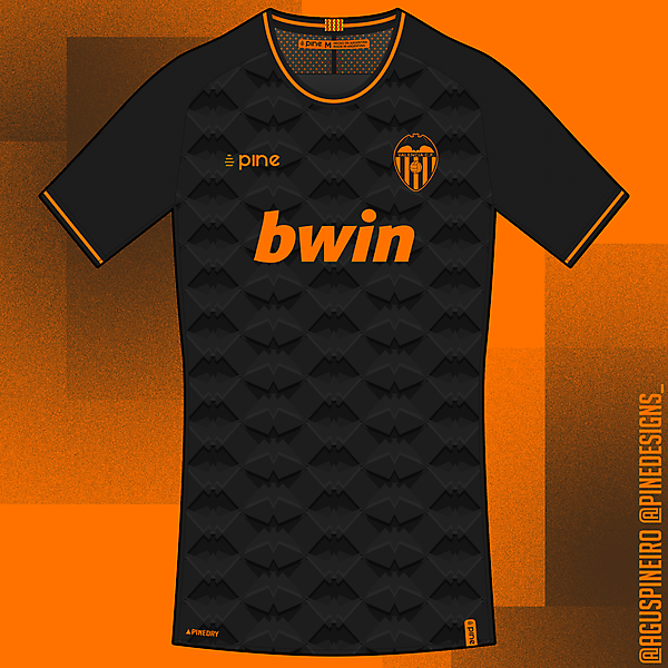 Valencia C. F. | Away | Pine