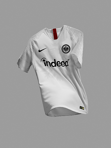 Eintracht Frankfurt Away Concept Kit