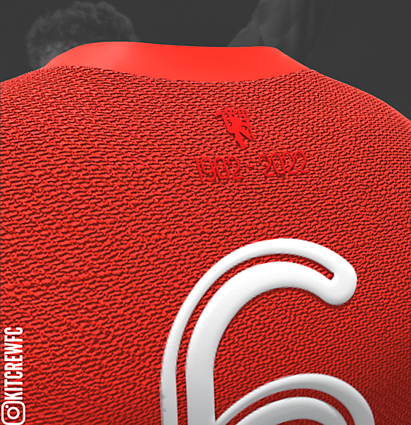 Manchester United x Nike Special Anniversary Kit  (3/3)