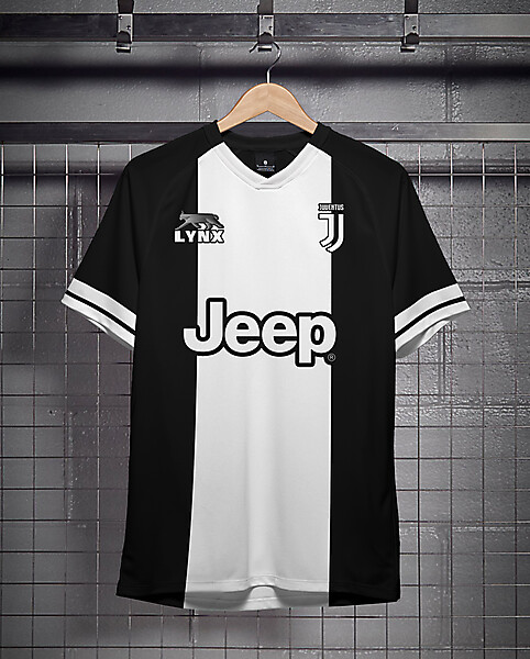 Juventus - Home Kit