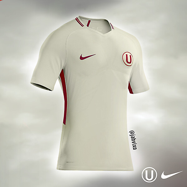 Universitario Nike home